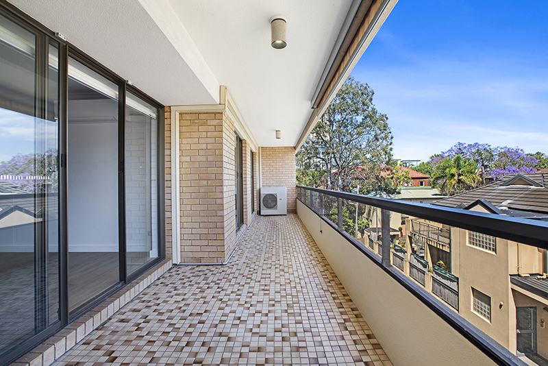 16/174 Pacific Highway North Sydney LEASED $1000 pw